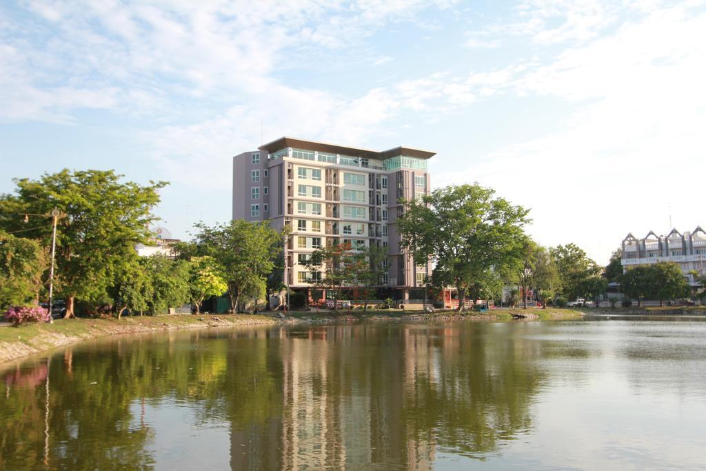 Kamonthara Hotel Nakhon Pathom Room photo